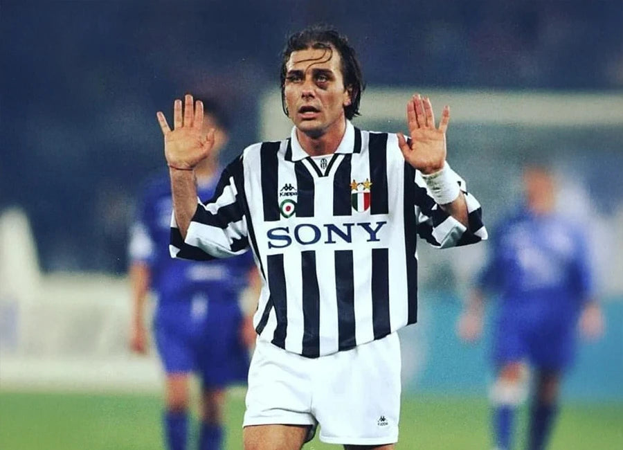 Juventus Away Shirt 95/96 Champions Leage Edition